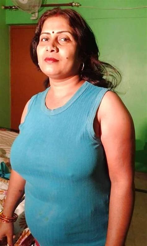 aunty ki chudayi|Hardcore chut fucking of hot Indian aunty